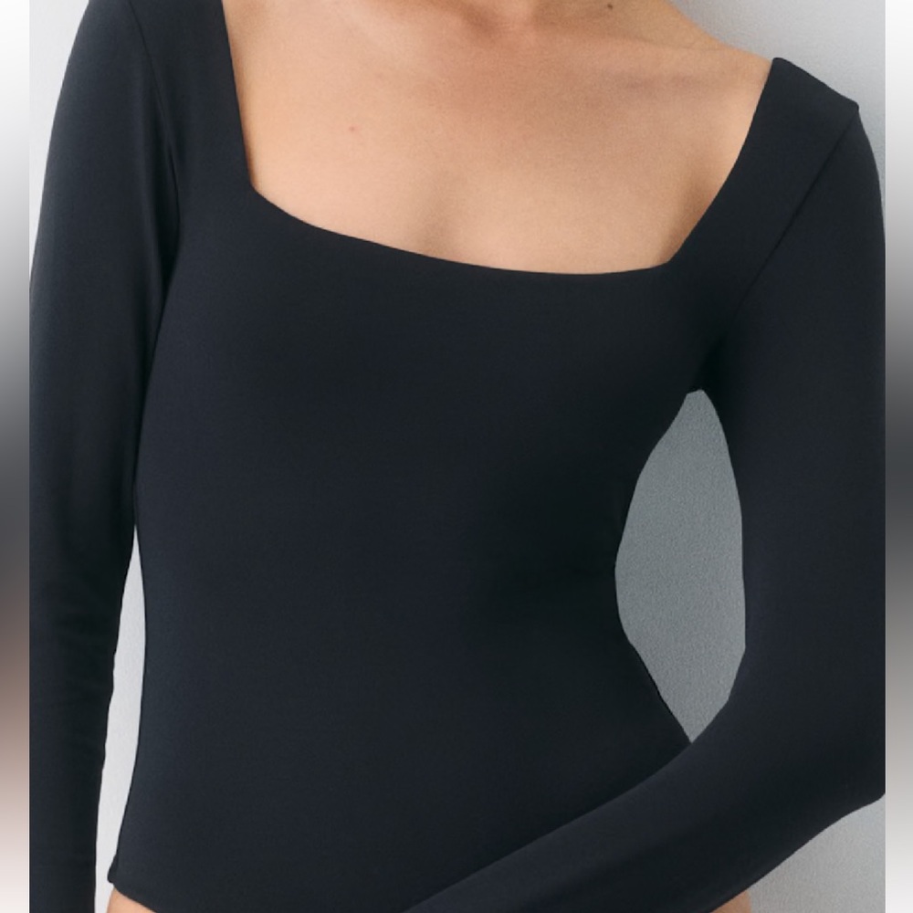 Aritzia Contour body suit